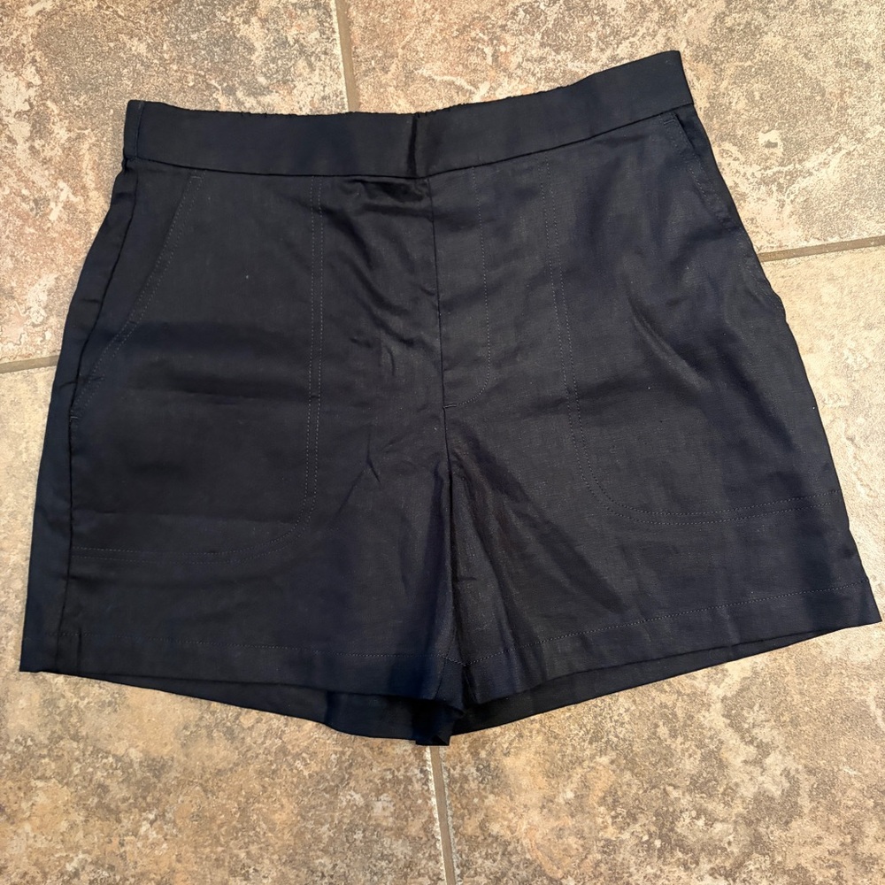 Banana republic Black Women's Short size M